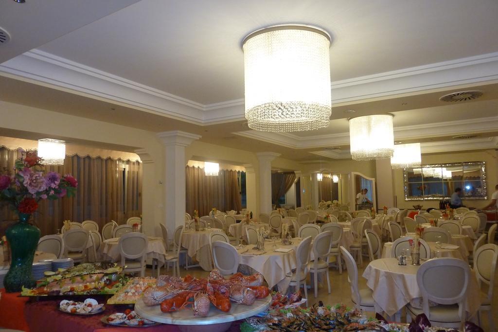 Hotel Astra 3*